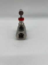 Load image into Gallery viewer, Apache SNV-1/2F1/2F10 Needle Valve, 1/2&quot;x1/2&quot; FNPT, 10,000 psi @ 200° *Lot of (2)* (Used)