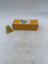 Load image into Gallery viewer, Parker 938268Q Par-Fit Hydraulic Filter Element, 25 Micron (New)