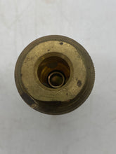 Load image into Gallery viewer, Eaton FD40-1054-04-04 Female Brass Quick Disconnect 1/4&quot; FNPT *Lot of (5)* (No Box)
