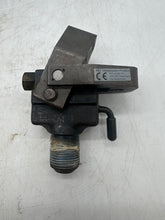 Load image into Gallery viewer, SKF 226400 Oil Injector (Used)