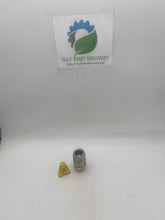Load image into Gallery viewer, Eaton Crouse-Hinds TMC3112 1&quot; Aluminum Cord Grip *Lot of (4)* (Used)