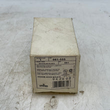 Load image into Gallery viewer, Leviton 555 Porcelain Lampholder 3000W, 600VAC, R7S RX7S Base, White (New)
