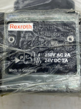 Load image into Gallery viewer, Rexroth R901106257 Pressure Switch (No Box)