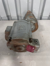 Load image into Gallery viewer, Ingersoll Rand SS815GB03R31R Air Starter, 150 PSI, RH, 12-Tooth (Reman)
