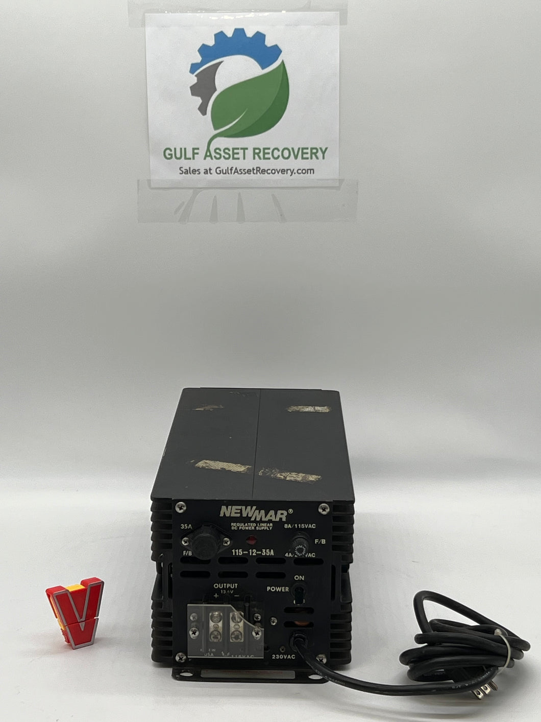 NewMar 115-12-35A Linear Power Supply, 115VAC Input, 13.6VDC 35A Output (Used)