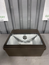 Load image into Gallery viewer, Appleton GAM771PMTI2 Areamaster 400W Floodlight, Yolk Mount, 120-277V (Open Box)
