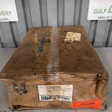 Load image into Gallery viewer, Appleton GAM771PMTI2 Areamaster 400W Floodlight, Yolk Mount, 120-277V (Open Box)