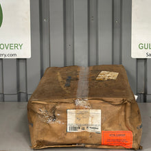 Load image into Gallery viewer, Appleton GAM771PMTI2 Areamaster 400W Floodlight, Yolk Mount, 120-277V (Open Box)