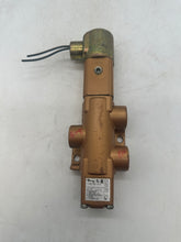 Load image into Gallery viewer, Versa VSG-3521-A120 Pneumatic Directional Valve, Brass (Used)