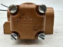 Load image into Gallery viewer, Versa VSG-3521-A120 Pneumatic Directional Valve, Brass (Used)