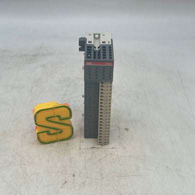 ABB 1TNE968902R2102 DI562 A0 Digital Input Mod, 16 In, Sink/Source, 24VDC (Used)