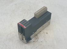 Load image into Gallery viewer, ABB 1TNE968902R2201 D0561 A0 Digital Output Mod, 8 Digital Outputs, 24VDC (Used)