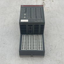 Load image into Gallery viewer, ABB 1SAP220500R0001 DC551-CS31 Bus Module w/ Terminal Base (Used)