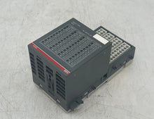 Load image into Gallery viewer, ABB 1SAP240000R0001 DI524 Digital Input Module, 32 Inputs w/ Terminal Base (Used)