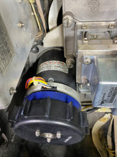 Load image into Gallery viewer, Sperry Marine VisionMaster FT X-Band Antenna Masthead Transceiver (Not Tested-For Parts)