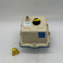 Load image into Gallery viewer, Valvcon VW600HKS2N115AC Electric Valve Actuator (Used)