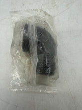 Load image into Gallery viewer, Grainger 5P462 90Deg Street Elbow, 1" MNPT x 1" FNPT, Mall Iron *Lot of (4)* (New)