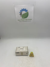 Load image into Gallery viewer, Parker 12-12-12 FT-SS, 3/4&quot; Tee, FNPT, *Box of (2)* (Open Box)