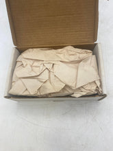 Load image into Gallery viewer, Parker 12-12-12 FT-SS, 3/4&quot; Tee, FNPT, *Box of (2)* (Open Box)