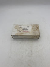 Load image into Gallery viewer, Parker 8-8-8  FT-SS Female Tee, 1/2&quot; FNPT, 316 SS, *Box of (5)* (New)