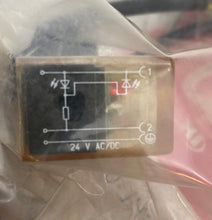 Load image into Gallery viewer, Ingersoll Rand ARO CHL-024 24VDC Solenoid Coil Connector (New)