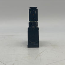 Load image into Gallery viewer, Ingersoll Rand ARO A249SS-024-D Solenoid Air Control Valve (New)