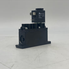 Load image into Gallery viewer, Ingersoll Rand ARO A249SS-024-D Solenoid Air Control Valve (New)