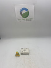 Load image into Gallery viewer, Parker 4-2 RA-SS Reducing Adapter, *Box of (10)* (New)