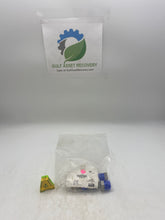 Load image into Gallery viewer, Parker 12-2 RB-SS Pipe Reducing Bushing, 3/4"MNPT x 1/4" FNPT *Lot of (4)* (No Box)