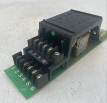 Load image into Gallery viewer, Siemens Cerberus Pyrotronics 500-821620 SR-30 Dual Relay Module (Used)
