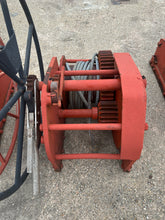 Load image into Gallery viewer, Hand Wheel Mooring Winch (Used)