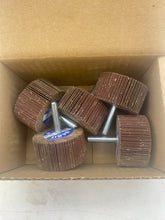 Load image into Gallery viewer, Merit 08834131516 3DU90 Flap Wheel, 180 Grit, 5pc/Box, *Lot of (3) Boxes* (Open Box)
