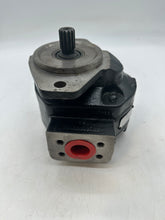 Load image into Gallery viewer, David Brown Hydraulics 165506 Pump PC1911/165506/1C (Used)