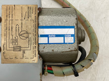 Load image into Gallery viewer, Siemens MOF6120 Series A Motor Operator, 120VAC 50/60 Hz. (Used)