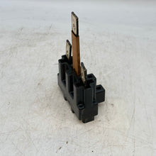 Load image into Gallery viewer, GE TE13PD1 Plug-In Mounting Base Assembly, 150A, 3P (Used)