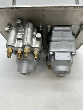 Load image into Gallery viewer, Rexroth R431002831 P50973-1 HD-2-FX Controlair Valve *Lot of (2)* (Used)