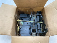 Load image into Gallery viewer, Siemens MCS620R Disconnect Switch (For Parts)