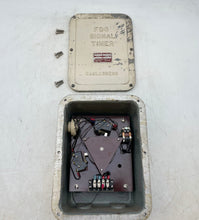 Load image into Gallery viewer, Kahlenberg M-411 Type 2-2283 Fog Signal Timer, Size 24VDC (Used)