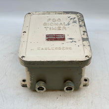 Load image into Gallery viewer, Kahlenberg M-411 Type 2-2283 Fog Signal Timer, Size 24VDC (Used)