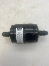 Load image into Gallery viewer, Parker (1) 082 (2) 083 (1) LLD-083 Liquid Line Filter-Drier, *Lot of (4)* (Open Box)