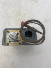 Load image into Gallery viewer, Penn P70DA-8 Pressure Control Unit 50/450PSIG Range (No Box)