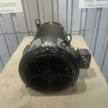 Load image into Gallery viewer, AMT 4251-94 15HP High Flow Centrifugal Pump w/o Pump Casing (Open Box)