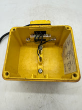 Load image into Gallery viewer, Jay Moulding MIL-F-16377/53 Emergency Bulkhead Light (Used-No Batt)