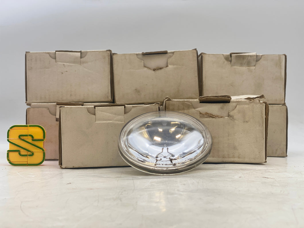 GE 4546 Sealed Beam Lamp Bulb, 4.7V 0.5A PAR 36 *Lot of (8)* (New)