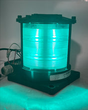 Load image into Gallery viewer, Aqua Signal 3663105000 Series 65 Green Starboard LED Masthead Light (Works-For Parts)