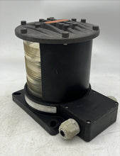 Load image into Gallery viewer, Aqua Signal 3664205000 Series 65 Red Port LED Masthead Light (Used)