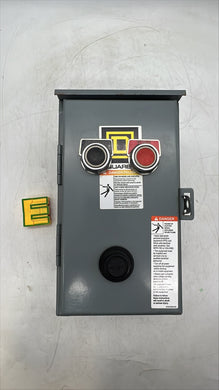 Square D 8536SCA3V02S 9991SCA11 Dust/Dampproof Contactor/Starter Enclosure (Used)