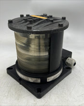 Load image into Gallery viewer, Aqua Signal 3662405000 Series 65 Yellow Stern LED Masthead Light (Used)