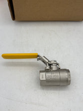 Load image into Gallery viewer, Parker XVP502SS-8 1/2&quot; Female NPT SS Ball Valve *Box of (8)* (New)