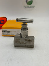 Load image into Gallery viewer, Parker V-508S6P Needle Valve Assembly, 1/2&quot; FNPT x 1/2&quot; FNPT (New)